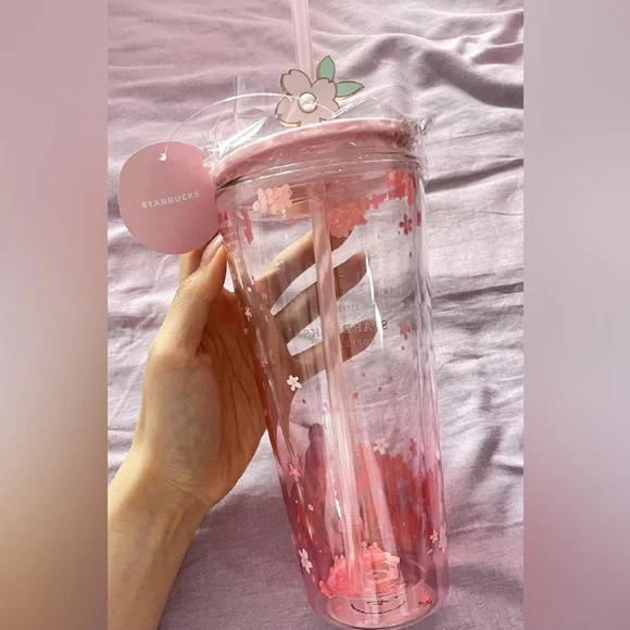 New 2022 Starbucks China Cherry Blossom Tumbler Pink Sakura 20OZ Glass Straw Cup